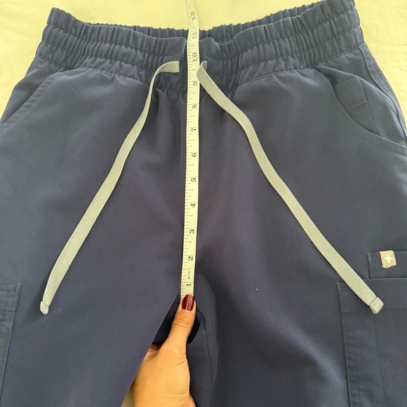 FIGS- Navy Blue Scrub Set - Picture 12 of 12